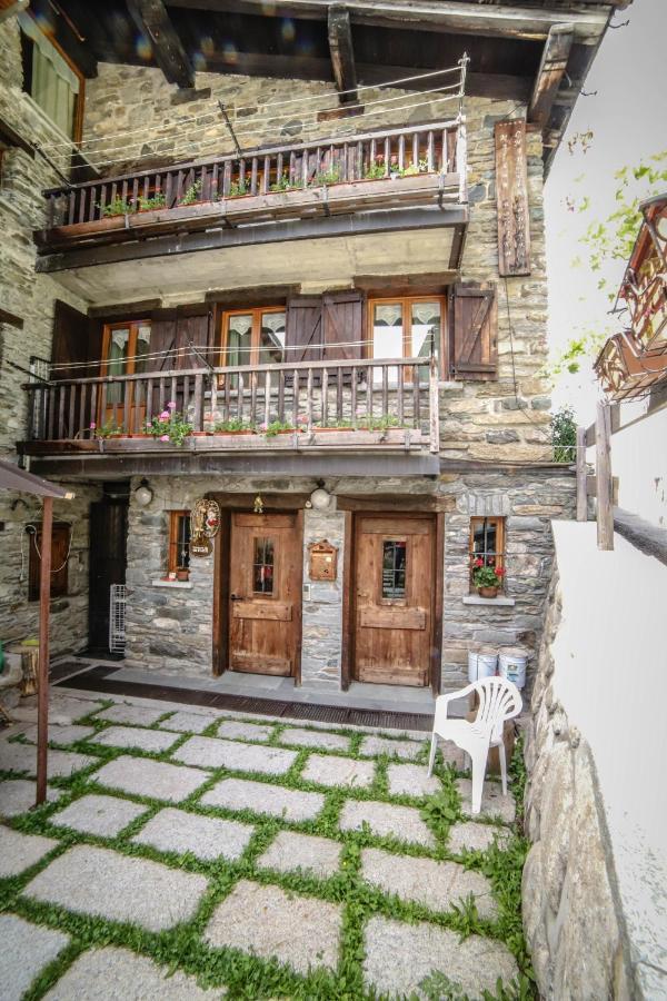Antica Casa Di Montagna Maison Bovard Valgrisenche Eksteriør bilde