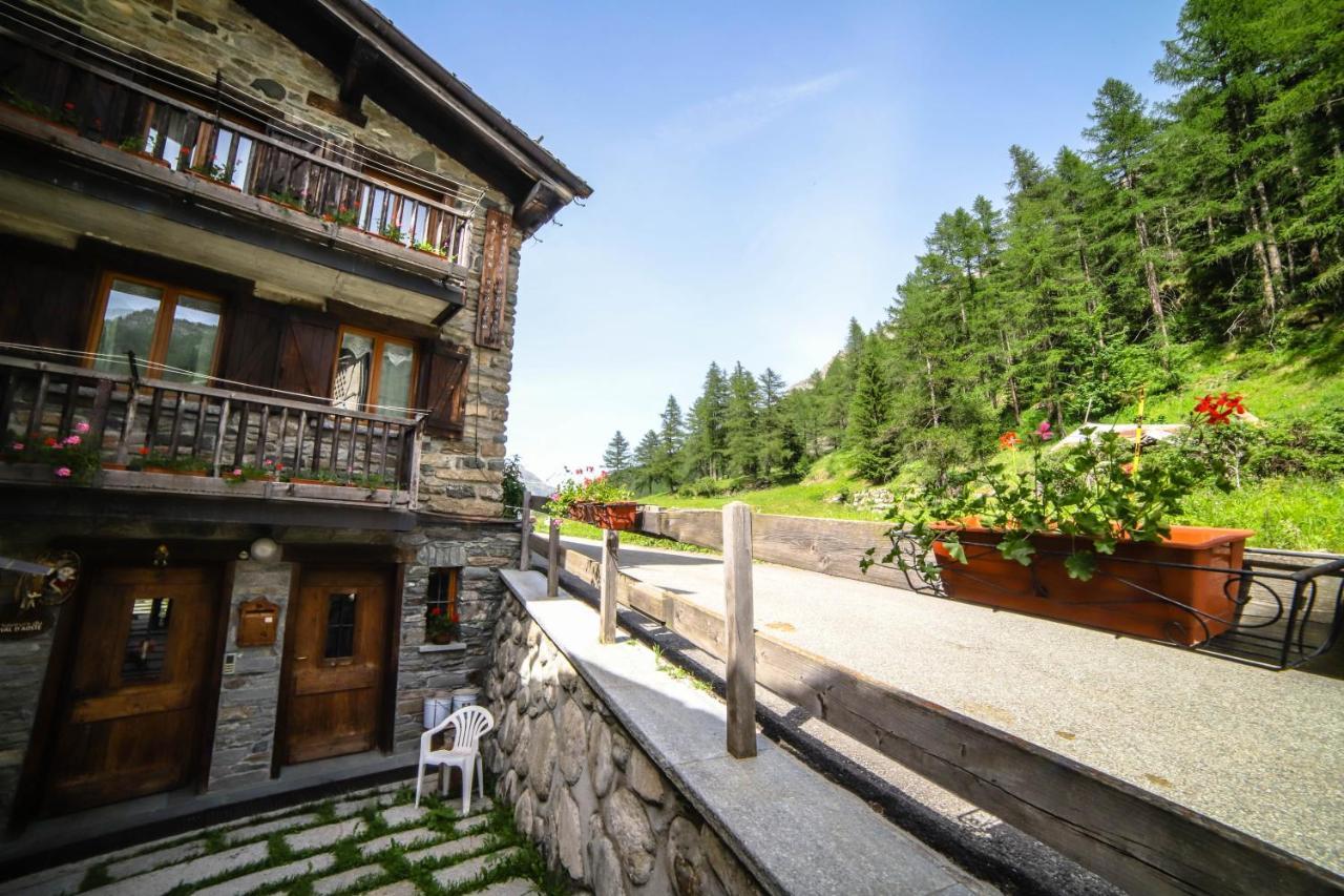 Antica Casa Di Montagna Maison Bovard Valgrisenche Eksteriør bilde