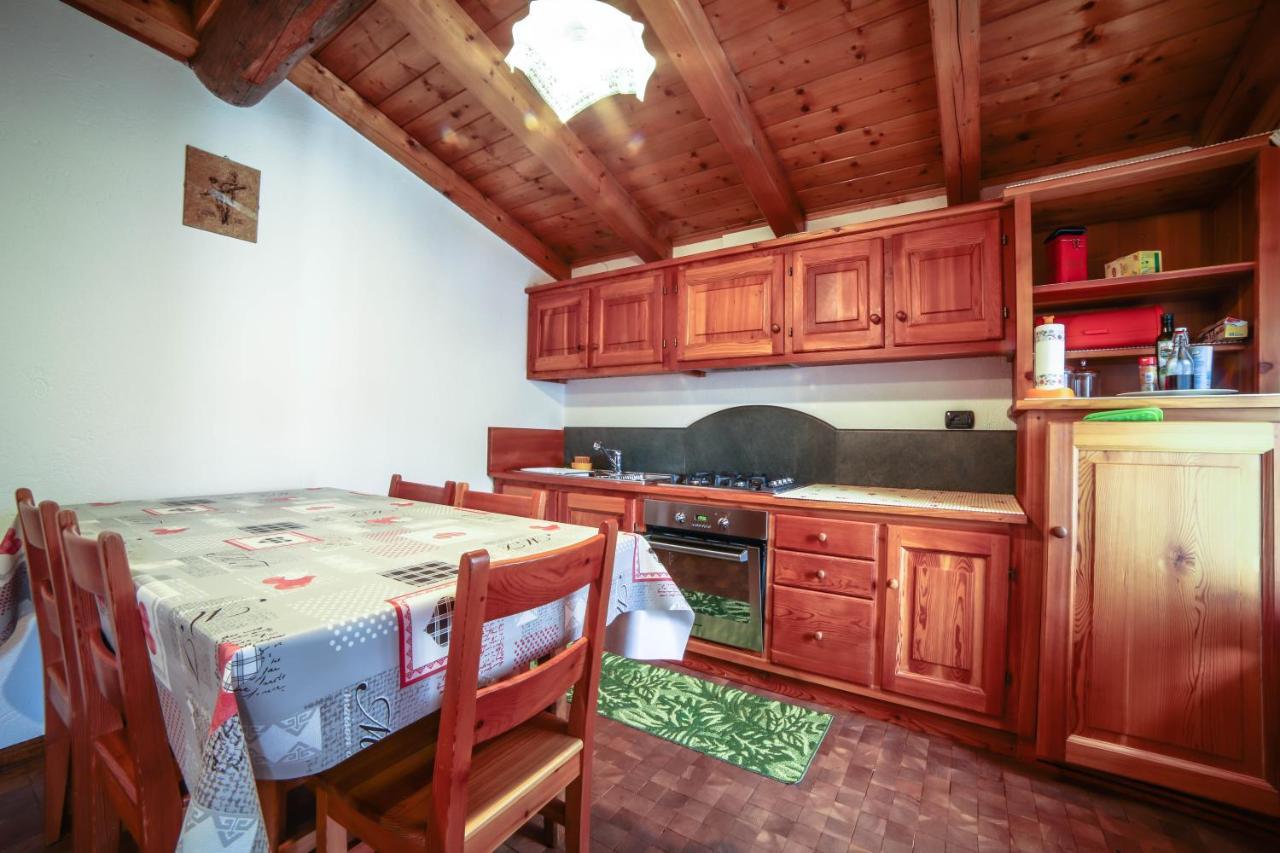 Antica Casa Di Montagna Maison Bovard Valgrisenche Eksteriør bilde